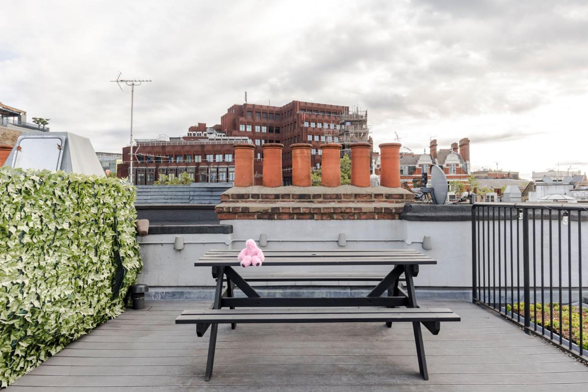 The Influencer Suite - Soho - By Frankie Says Londra Exterior foto